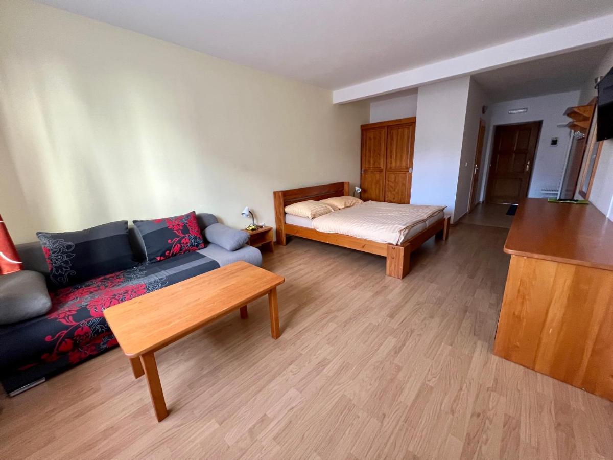 Horsky Hotel Paprsek Staré Město Exterior foto