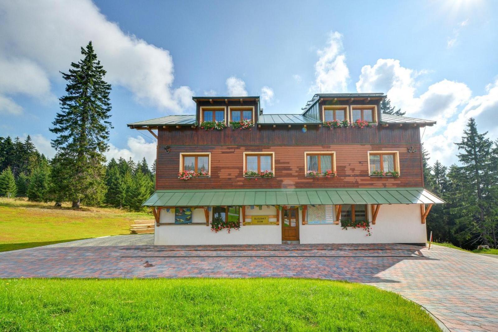 Horsky Hotel Paprsek Staré Město Quarto foto